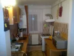 vand aprtament 2 camere si garaj moinesti - Miniatura 2