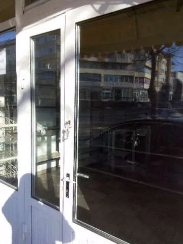 vand spatiu comercial central - Imaginea 6