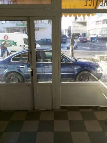 vand spatiu comercial central - Imaginea 7