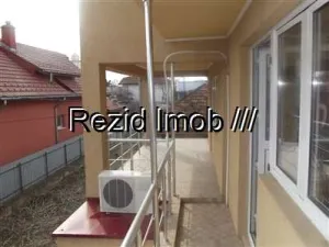 Vand vila P+1 195 mp constructie BCA la cheie Buftea