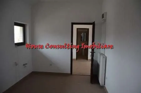 Busteni- De inchiriat spatiu comercial - Imaginea 2