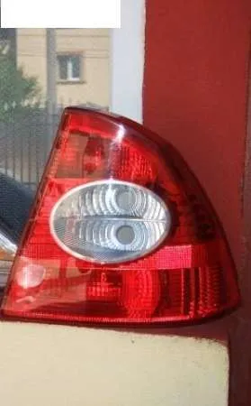 Lampa spate dreapta Ford Focus 2008-2010 - Imaginea 1