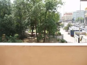 Inchiriez apartament mobilat 2 cam. Gara de Nord