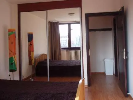 Inchiriez apartament mobilat 2 cam. Gara de Nord - Imaginea 3