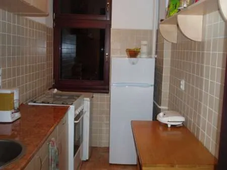 Inchiriez apartament mobilat 2 cam. Gara de Nord - Imaginea 5