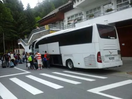 Transport  Tabere scolare - Imaginea 1