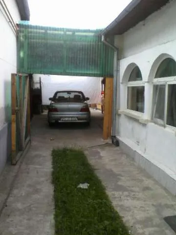 VAND CASA CAMPULUNG - Imaginea 2