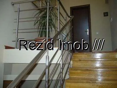 Vanzare vila P+M moderna 550 mp la cheie + 1600 mp teren  - Imaginea 5