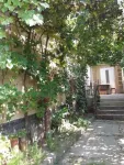 Casa de vanzare, str pomilor - Miniatura 2