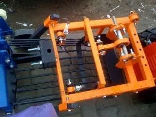 Masina de sapat cartofi pentru motocultor - Imaginea 3