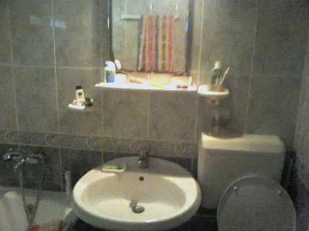 Particular ofer spre inchiriere in regim hotelier apartament 3 camere  situat in Eforie No - Imaginea 3