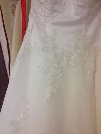 Vand rochie mireasa IEFTIN - Imaginea 4