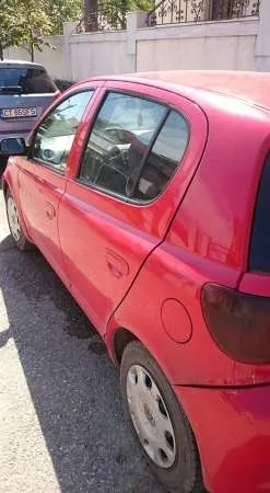 VAND TOYOTA YARIS AN 2005 - Imaginea 3