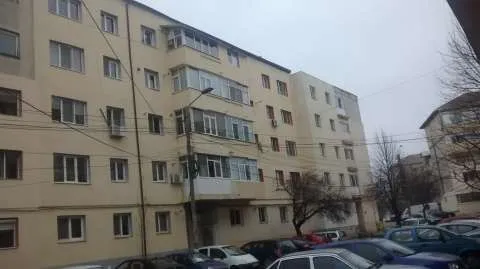 Apartament 3 camere, Urziceni 24000 - Imaginea 1