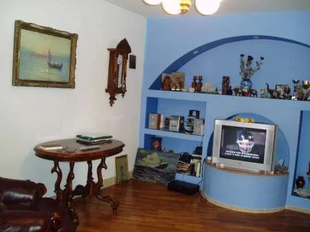 Apartament de inchitiat Tirgu Neamt - Imaginea 1