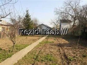 Vanzare casa parter 100 mp + teren 1574 mp Buftea
