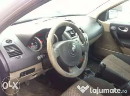 vand plansa bord pt renault megane - Imaginea 1