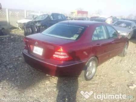 dezmembrez mercedes c 240i - Imaginea 3
