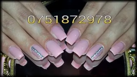 Aplic unghii cu gel Braila - Imaginea 8