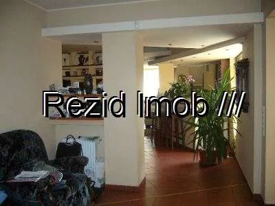 VANZARE VILA DE LUX P+M 550 MP LA CHEIE + 1600 MP TEREN TUNARI - Imaginea 6