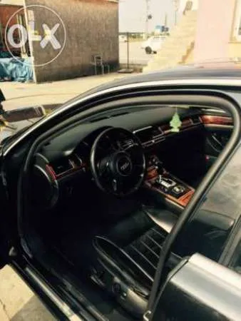 dezmembrez audi a8 - Imaginea 2