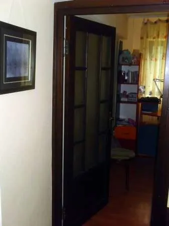 Comanesti, apartament cu 6 camere in zona centrala - Imaginea 8