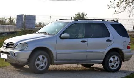 Mercedes-Benz ML270 - Imaginea 3