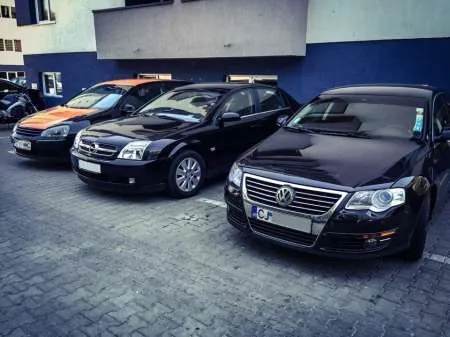 MMC Rent a car, fara limita de km, fara garantie, livrare gratuita 24/7 si asistenta rutie - Imaginea 3