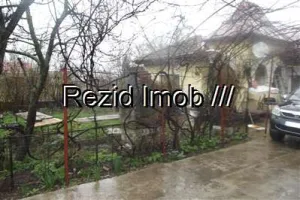 Vand casa parter constructie caramida 138 mp Buftea