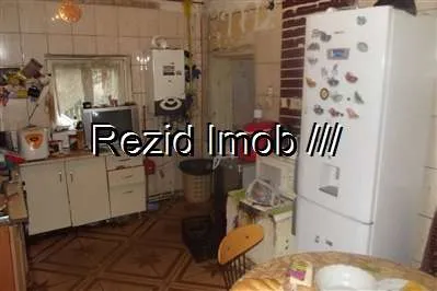 Vand casa parter constructie caramida 138 mp Buftea - Imaginea 4