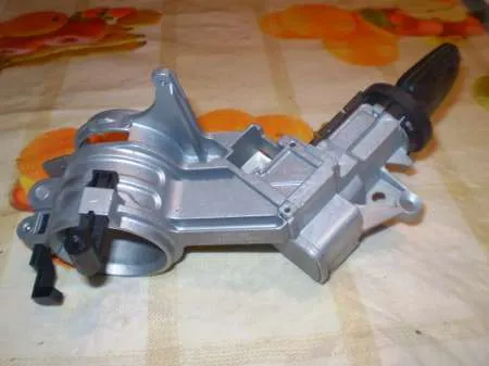 contact cu chei de Opel astra h,  - Imaginea 1
