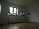 Vand vila P+M in Buftea 380 mp construiti + 1000 mp teren  - Miniatura 4