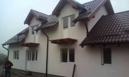 Acoperisuri cu tabla tip tigla si tigla ceramica - Imaginea 4