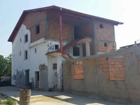 Hotel+Ansamblu de apartamente noi - Imaginea 5