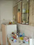 Ofer spre inchiriere apt 2 camere centru etaj 2 - Miniatura 4