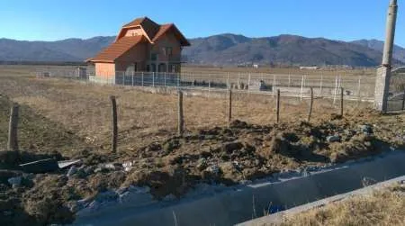 Vand teren construibil in intravilanul orasului Calimanesti - Imaginea 2
