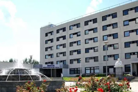 consultatii oftalmologice cu medicii clinicii,,Microchirurgia oghiului'' Academ Feodorov - Imaginea 2