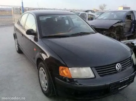 dezmembrez vw passat 1998 - Imaginea 1