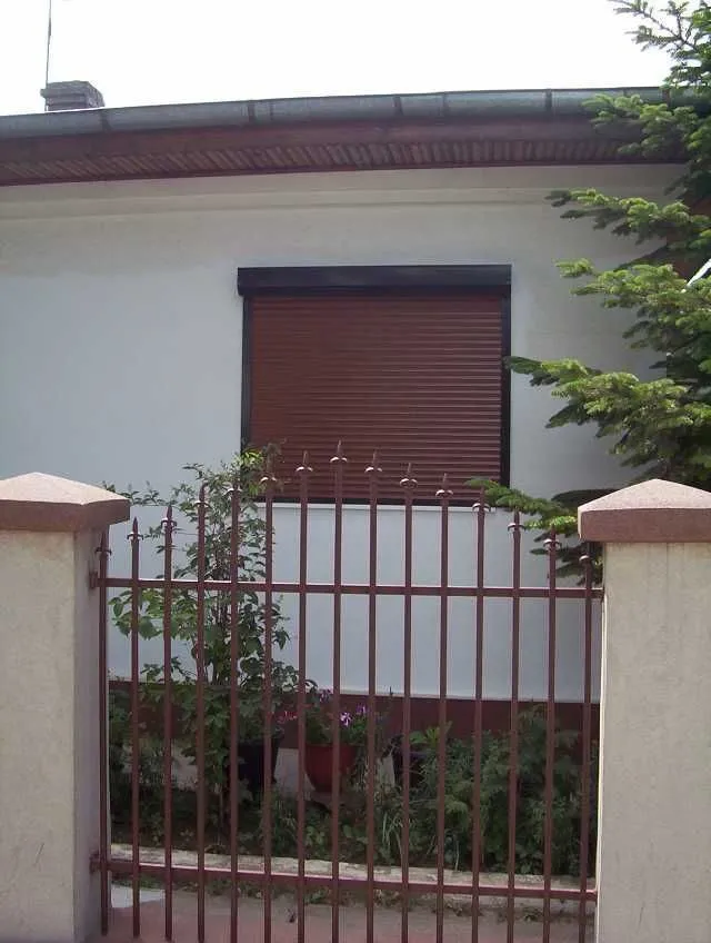 Confectie Montaj Rulouri Exterioare Aluminiu - Imaginea 1
