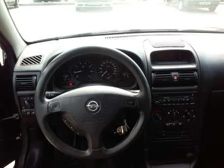 OPEL ASTRA - Imaginea 7