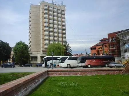 Inchirieri autocare - Imaginea 3
