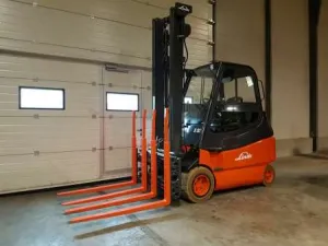 Electrostivuitor Marca Linde  Model E30/02/600