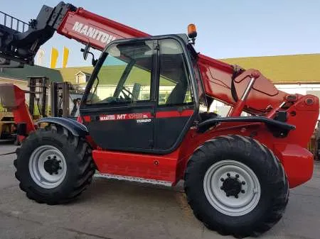 Incarcator Telescopic Marca Manitou  model MT1740 SL TURBO  - Imaginea 2