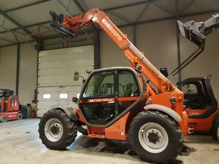 Incarcator telescopic Manitou  Model MLT 741 â€“ 120 LSU  - Imaginea 1