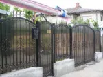 porti din fier forjat pentru acces auto si pietonal. - Miniatura 5