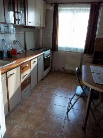 PF, vand apartament 3 camere pe Aurel Vlaicu Cluj Napoca - Imaginea 1