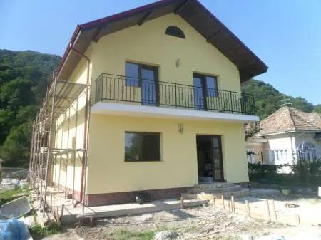 Construim case la rosu sau la cheie - Imaginea 2
