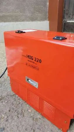 Aparat sudura MIG-MAG ( CO2) 220 Amperi ( MIG/ MMA ) - Imaginea 3
