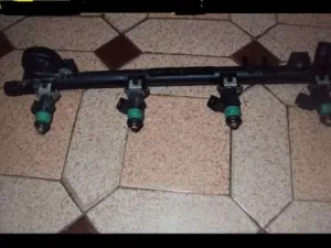 rampa injectoare renault laguna 2 , motor 1800 cm3