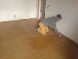 Renovari apartamente,gresie,gips carton,faianta,glet,zugraveli,parchet